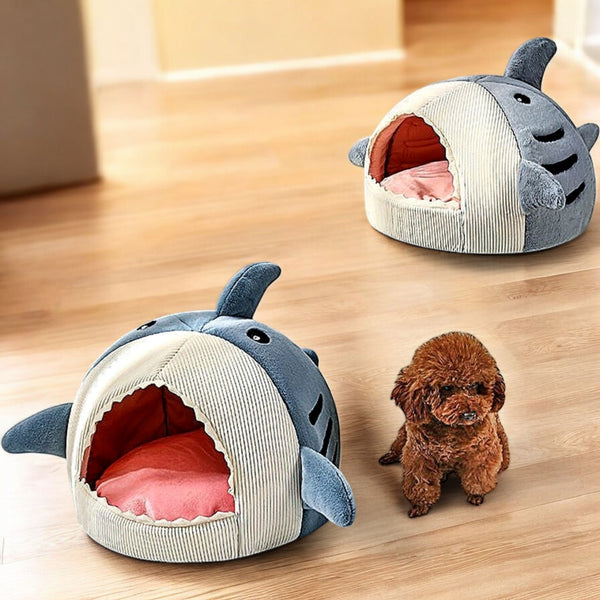 Enclosed Plush Cat Cave Bed | Warm Sleeping Nest for Cats